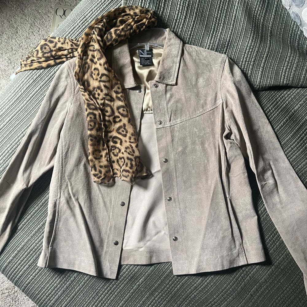 2Piece suede pantsuit